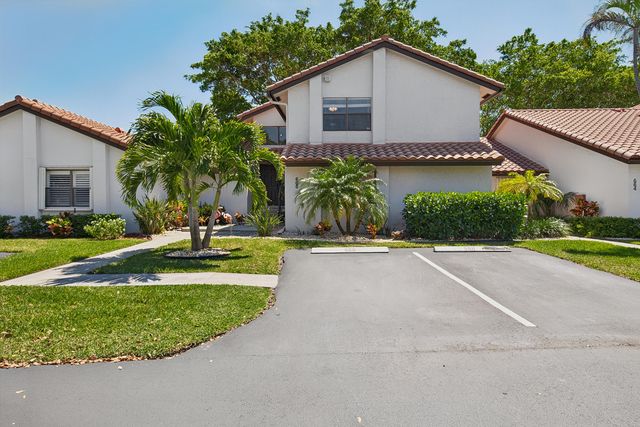 660 Deer Creek Edgewater Drive, Deerfield Beach, FL 33442