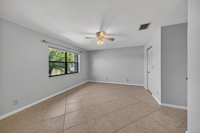 660 Deer Creek Edgewater Drive, Deerfield Beach, FL 33442