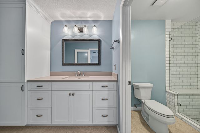 660 Deer Creek Edgewater Drive, Deerfield Beach, FL 33442