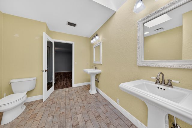 660 Deer Creek Edgewater Drive, Deerfield Beach, FL 33442