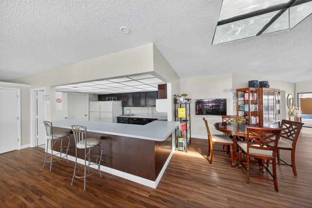 660 Deer Creek Edgewater Drive, Deerfield Beach, FL 33442