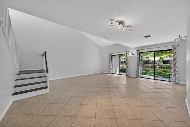 660 Deer Creek Edgewater Drive, Deerfield Beach, FL 33442