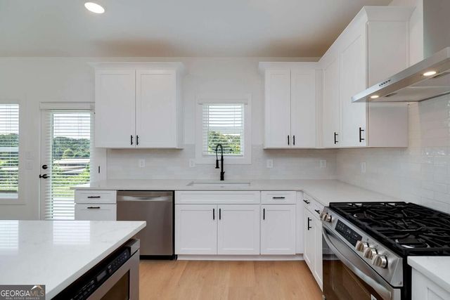 8420 Pleasant Grove Circle, Gainesville, GA 30506