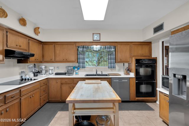 1620 W Rudasill Road, Tucson, AZ 85704