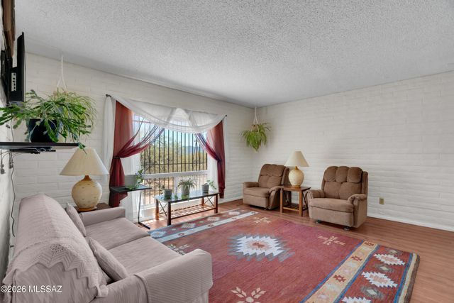 1620 W Rudasill Road, Tucson, AZ 85704