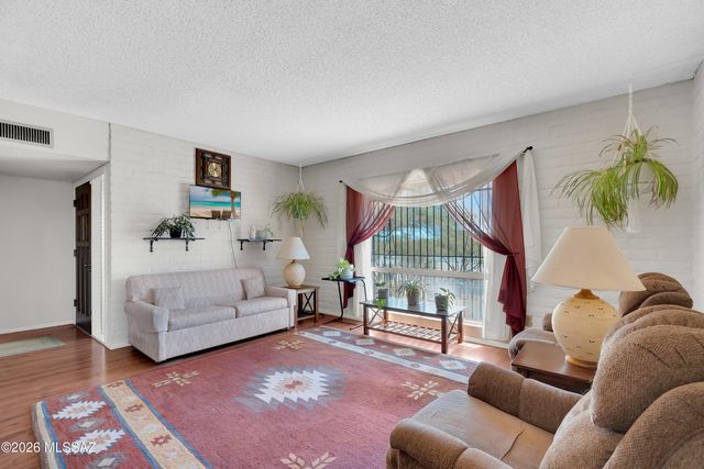 1620 W Rudasill Road, Tucson, AZ 85704