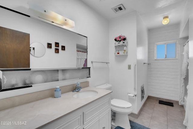 1620 W Rudasill Road, Tucson, AZ 85704