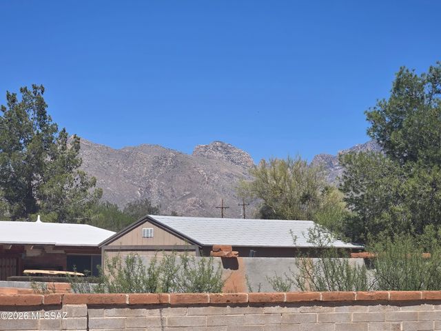 1620 W Rudasill Road, Tucson, AZ 85704