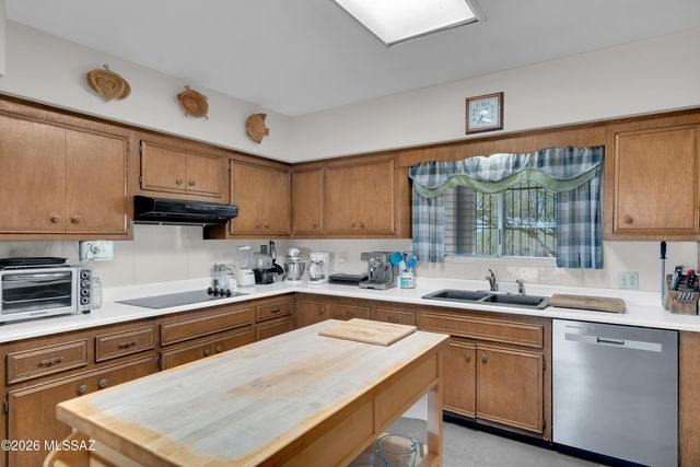 1620 W Rudasill Road, Tucson, AZ 85704