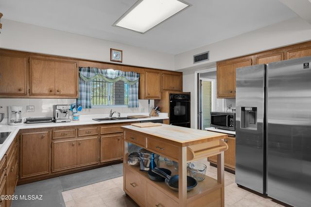 1620 W Rudasill Road, Tucson, AZ 85704