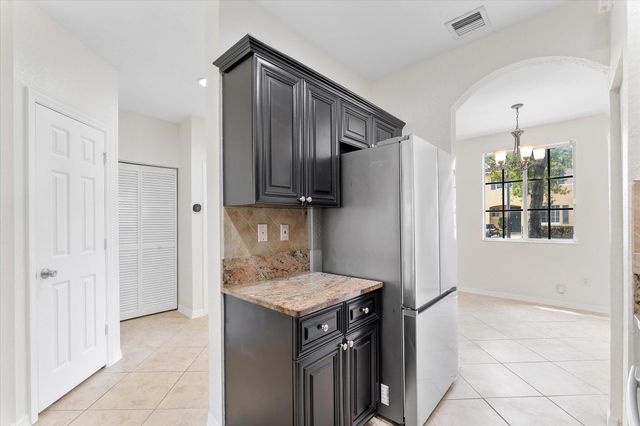 6051 SW 19th Court, North Lauderdale, FL 33068