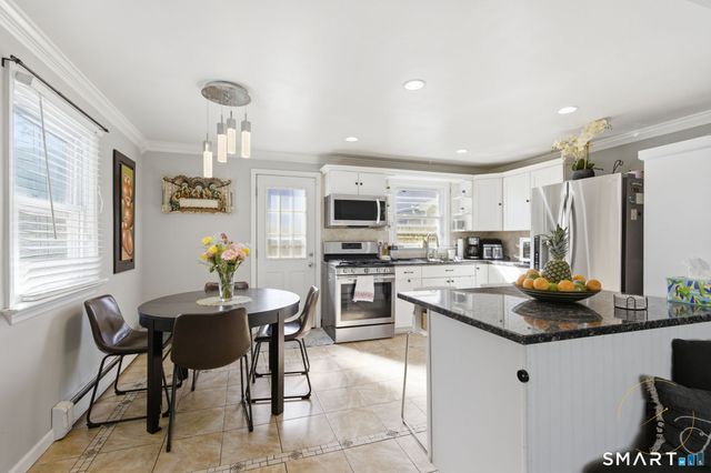 1 Phillips Street APT 4, Norwalk, CT 06850