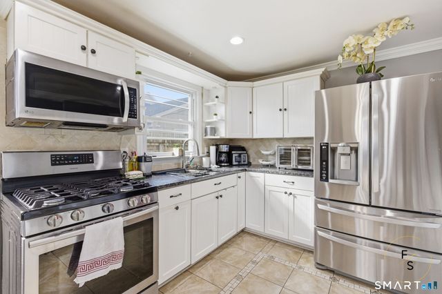 1 Phillips Street APT 4, Norwalk, CT 06850