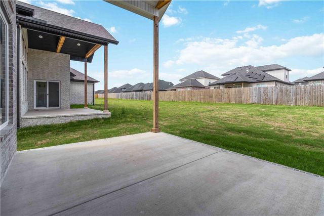 1051 Whistler Street, Centerton, AR 72719