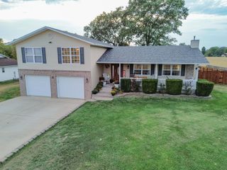 703 Guthery Street, Ava, MO 65608