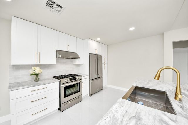7403 Shady Arbor Lane, Houston, TX 77040