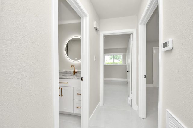 7403 Shady Arbor Lane, Houston, TX 77040