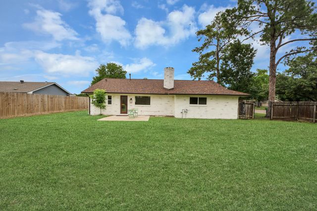 7403 Shady Arbor Lane, Houston, TX 77040