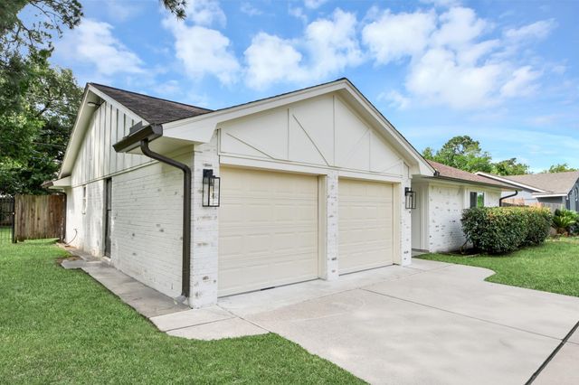 7403 Shady Arbor Lane, Houston, TX 77040