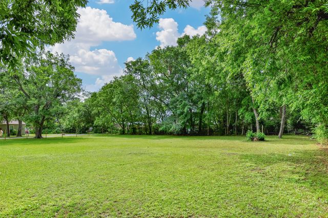 1520 Olive Street, Gainesville, TX 76240