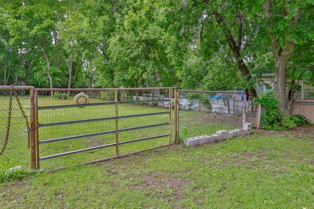 1520 Olive Street, Gainesville, TX 76240