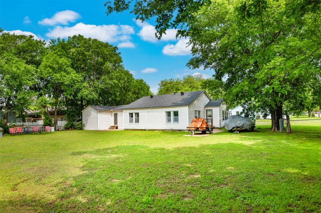 1520 Olive Street, Gainesville, TX 76240