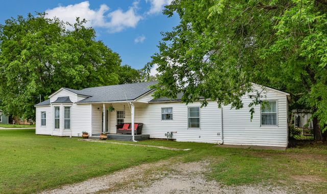 1520 Olive Street, Gainesville, TX 76240