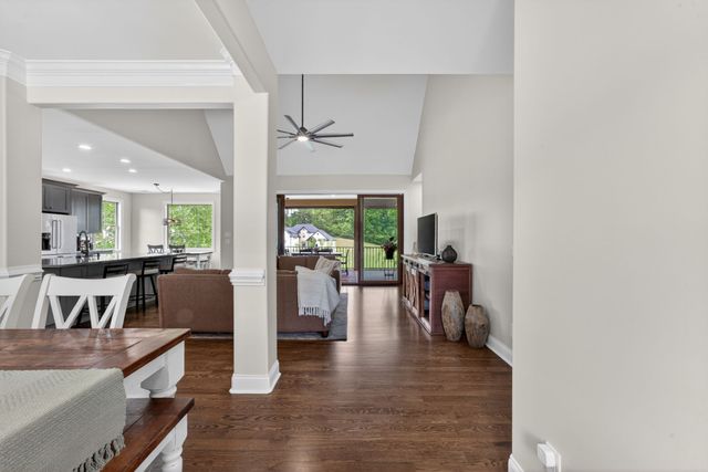 1228 Ballentrace Blvd, Lebanon, TN 37087