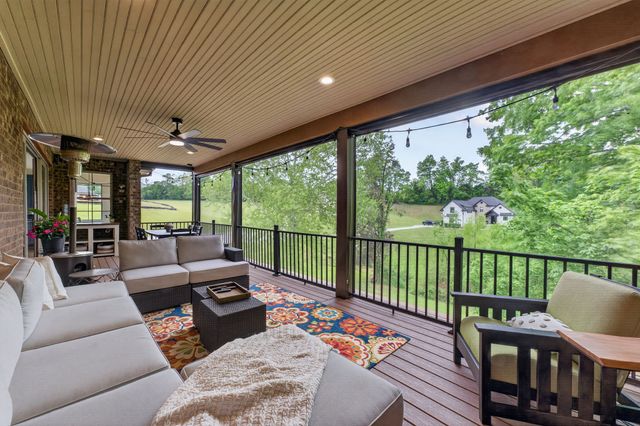 1228 Ballentrace Blvd, Lebanon, TN 37087