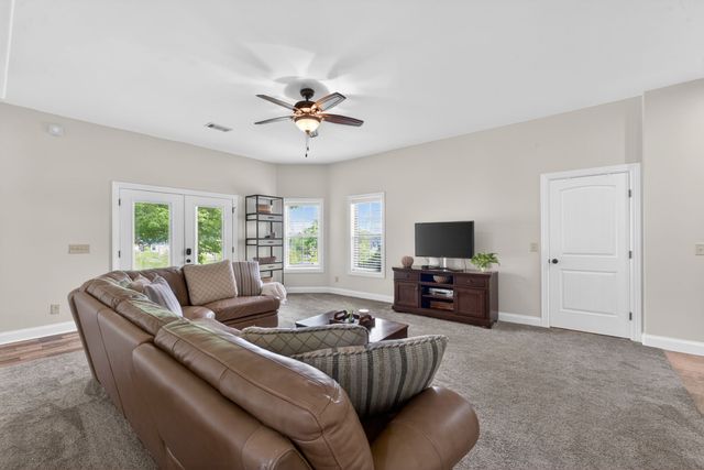 1228 Ballentrace Blvd, Lebanon, TN 37087