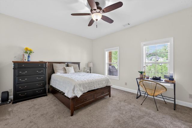 1228 Ballentrace Blvd, Lebanon, TN 37087
