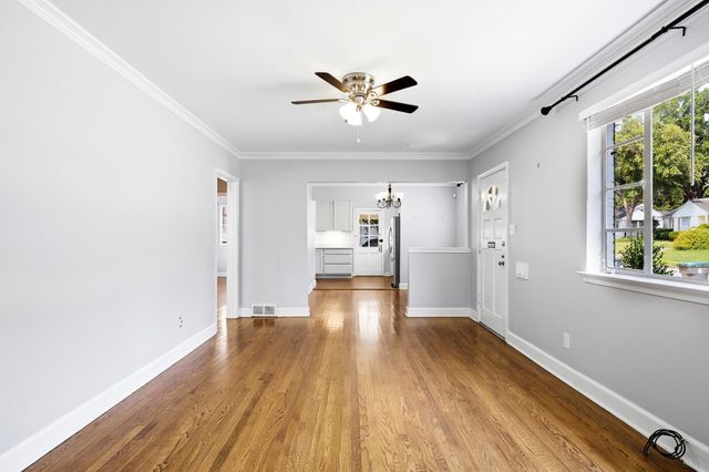 3803 N MONTCLAIR DR, Memphis, TN 38111