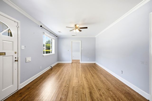 3803 N MONTCLAIR DR, Memphis, TN 38111