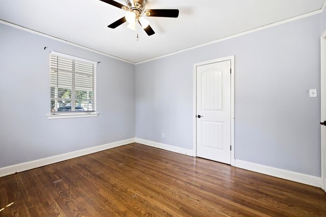 3803 N MONTCLAIR DR, Memphis, TN 38111