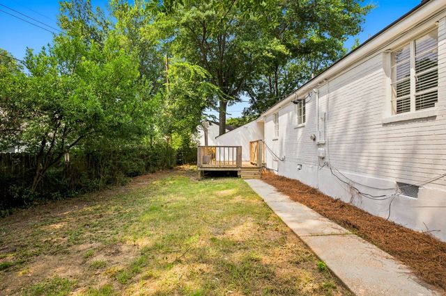 3803 N MONTCLAIR DR, Memphis, TN 38111