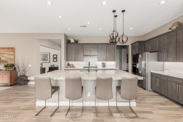 17437 W GUTHRIE Street, Surprise, AZ 85388