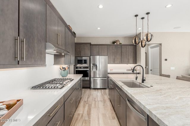 17437 W GUTHRIE Street, Surprise, AZ 85388