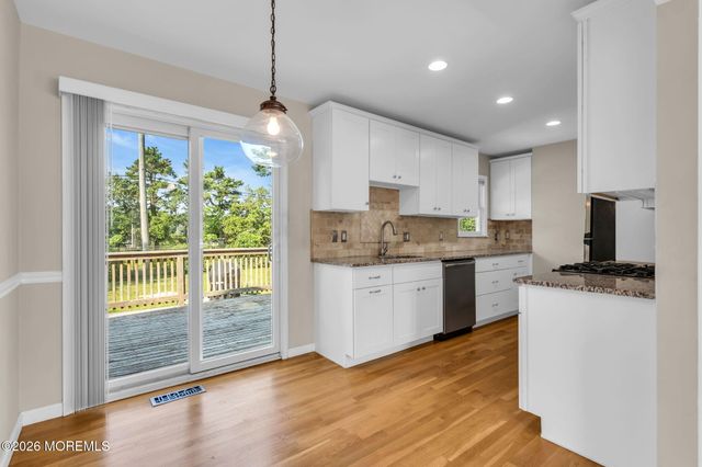 299 Lillian Lane, Toms River, NJ 08755