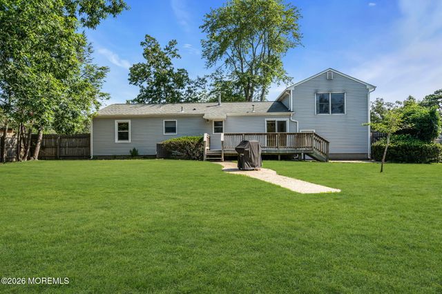 299 Lillian Lane, Toms River, NJ 08755