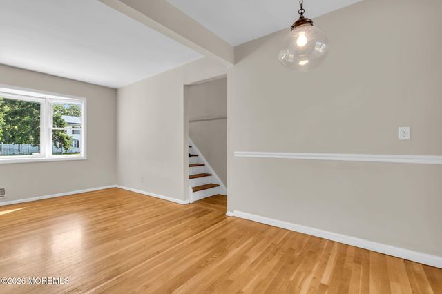 299 Lillian Lane, Toms River, NJ 08755