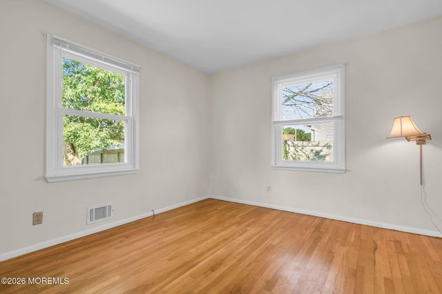 299 Lillian Lane, Toms River, NJ 08755