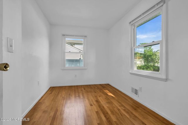 299 Lillian Lane, Toms River, NJ 08755
