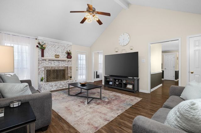 6348 BAIRD LN, Bartlett, TN 38135