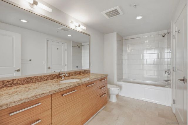 1431 Pacific Highway 411, San Diego, CA 92101