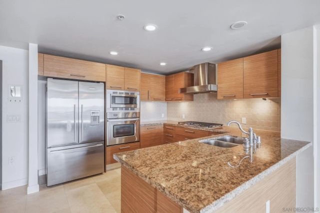 1431 Pacific Highway 411, San Diego, CA 92101