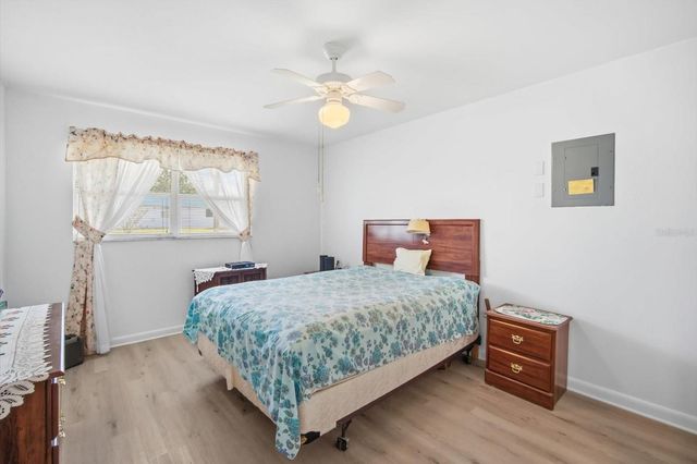 202 BEDFORD STREET 49, Sun City Center, FL 33573