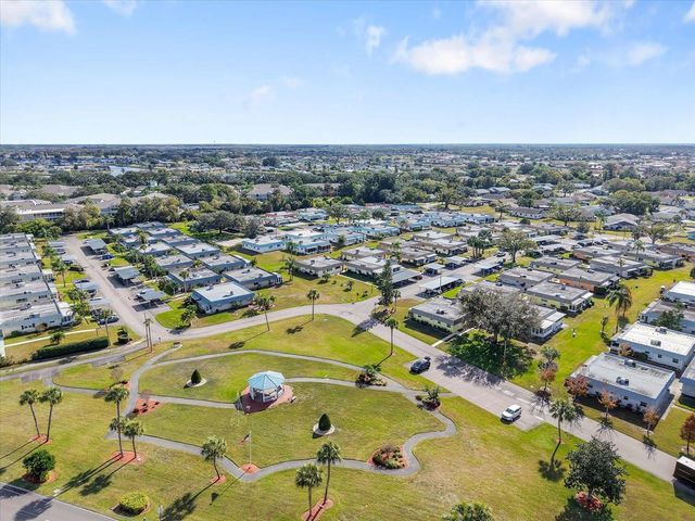 202 BEDFORD STREET 49, Sun City Center, FL 33573