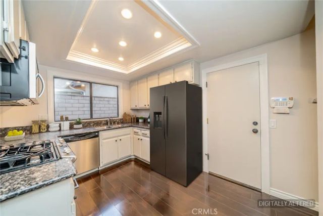 11740 Minuteman Drive, Riverside, CA 92503