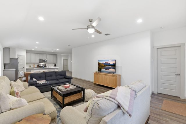 19035 Denstone Cliff Way, Richmond, TX 77407