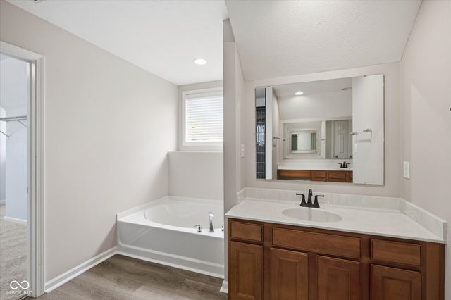 12322 Twyckenham Drive, Fishers, IN 46037